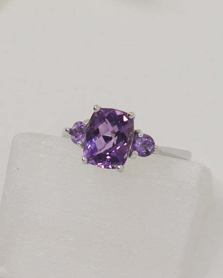 Brazilian Amethyst Sterling Silver Ring – Violet Guardians | Size 8