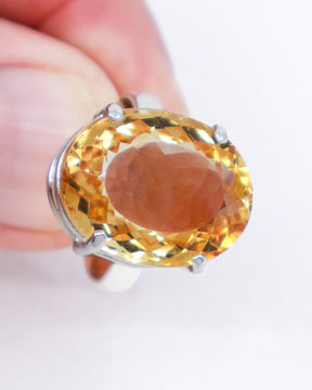 Brazilian Citrine sterling silver ring Size 9 with large oval faceted golden Citrine gemstone in .925 silver setting.