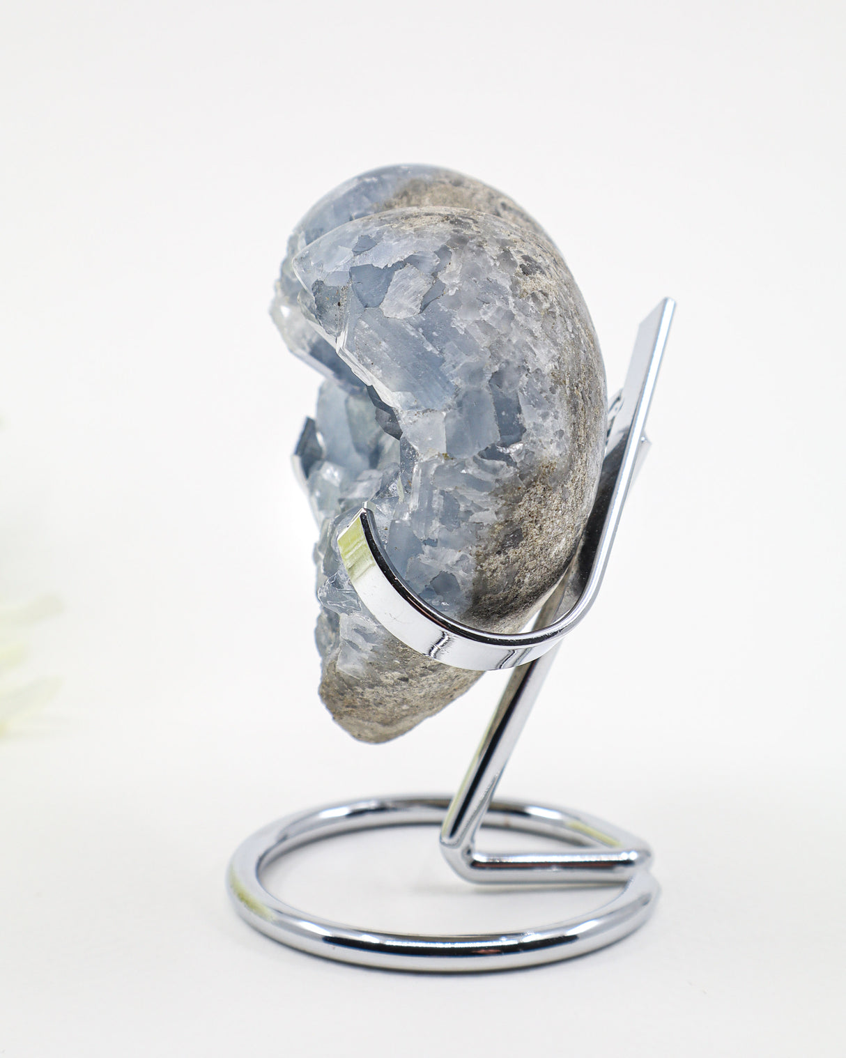 Angel's Embrace – Celestite Crystal Heart