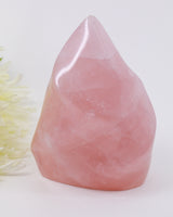 Madagascar Rose Quartz Flame 766g – The Flame of Love | Self-Love & Harmony