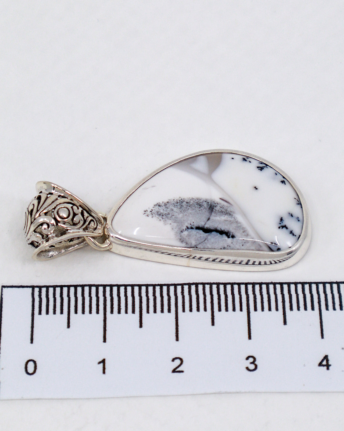 Dendritic Agate Sterling Silver Pendant – The Winter Garden | Growth & Grounding