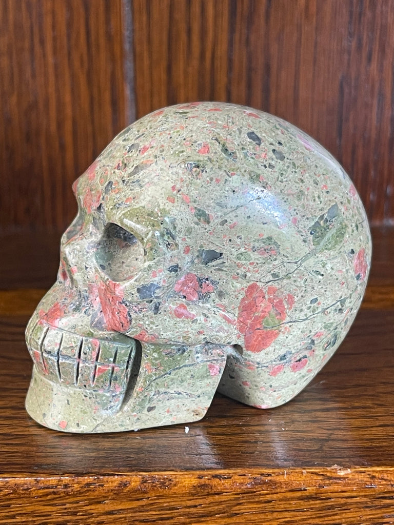 Unakite Skull Carving #1 348g- Gratitude