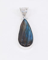 Labradorite Sterling Silver Pendant – The Shifting Veil | Intuition & Magic