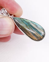 Labradorite Sterling Silver Pendant – The Shifting Veil | Intuition & Magic