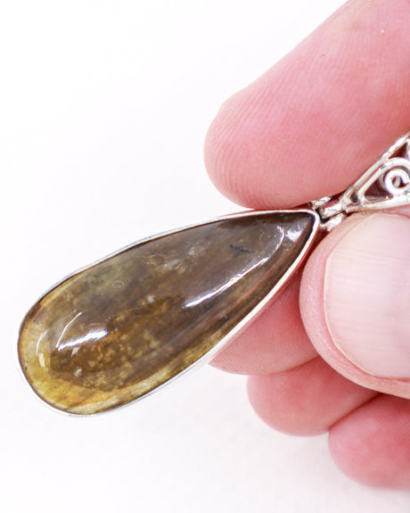 Labradorite Sterling Silver Pendant – The Golden Oracle | Intuition & Transformation