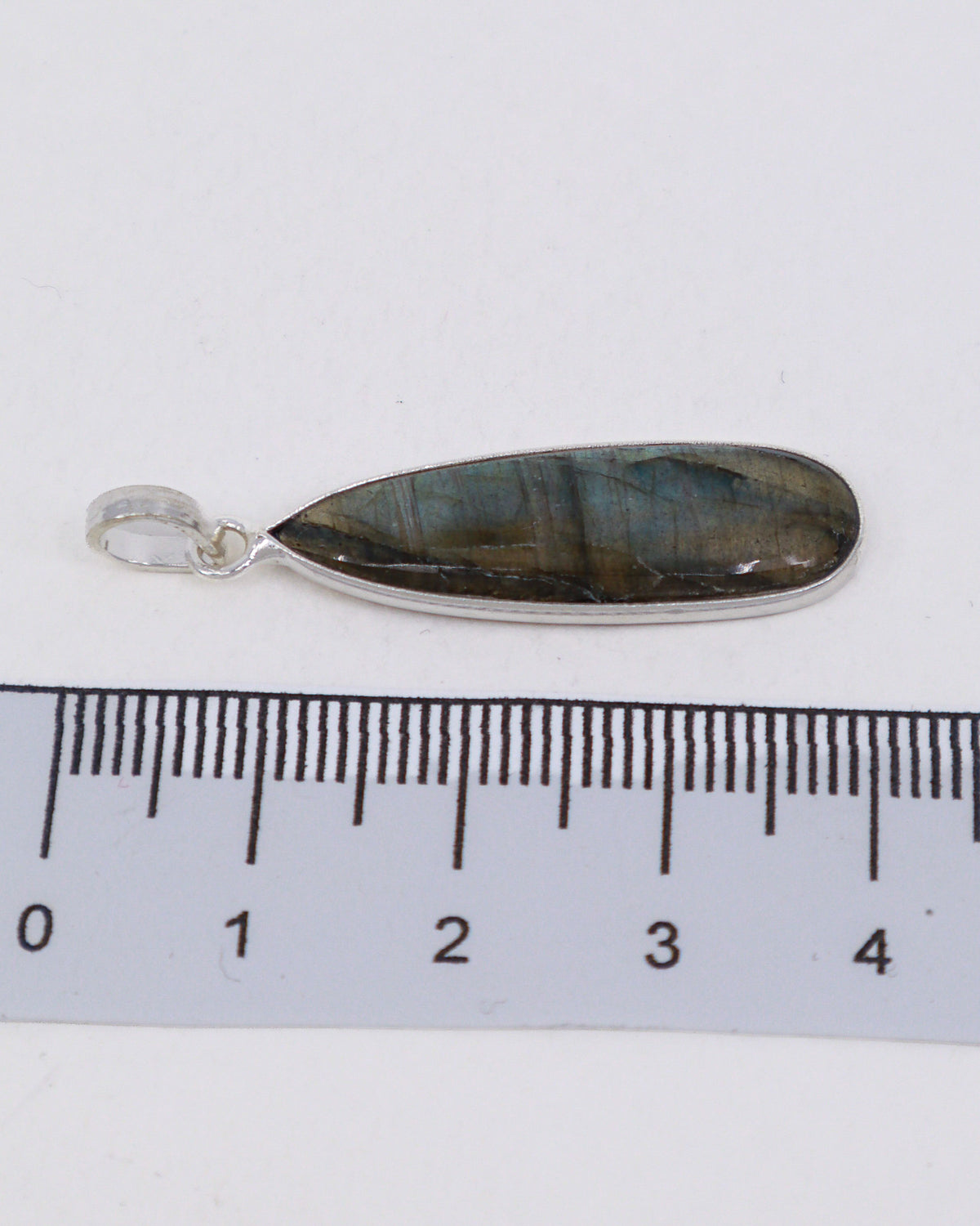 Labradorite Sterling Silver Pendant – The Mystic Tide | Intuition & Transformation