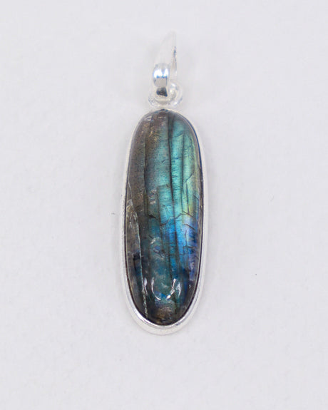 Labradorite Sterling Silver Pendant – The Aurora Veil | Intuition & Protection