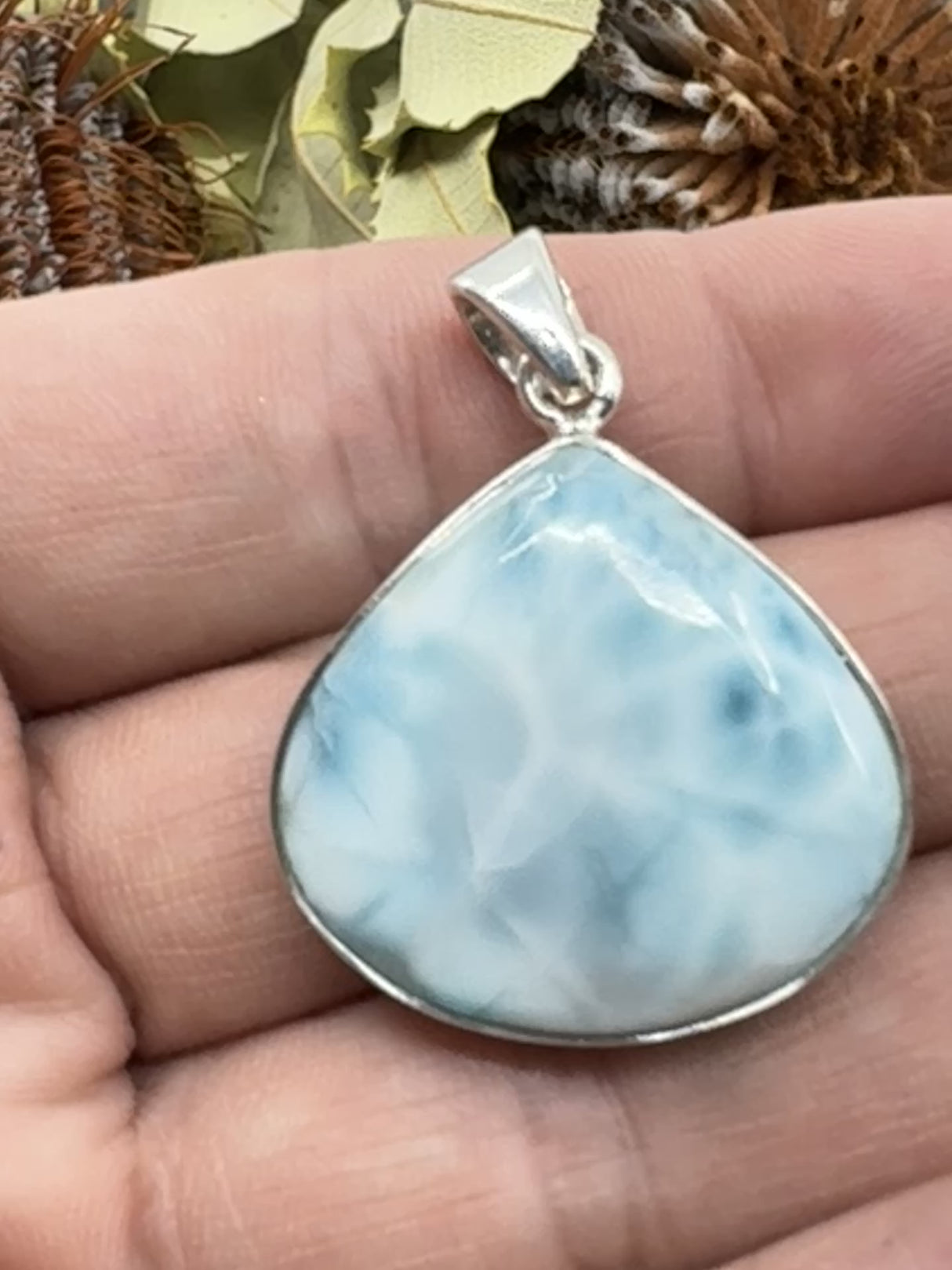 Larimar Pendant #6 – 10.33g (4x3cm) – .925 Silver – Stone of Calm Communication & Feminine Wisdom