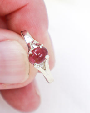 Natural Pink Tourmaline sterling silver ring Size 9 with oval raspberry pink Tourmaline cabochon in .925 silver setting.