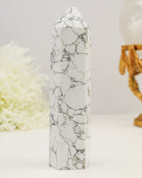 White Howlite Tower | 15cm | 370g | Calm & Peace