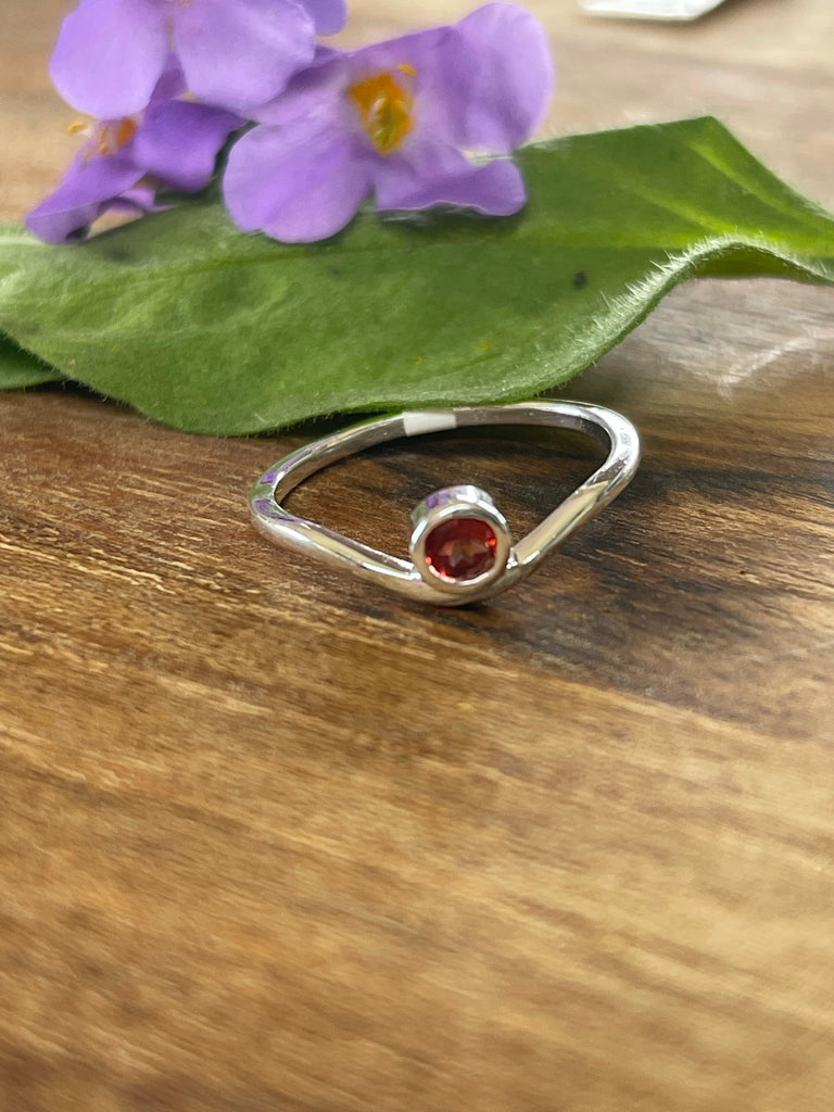 Garnet Petite Ring Size 8 - Emotional Healing - Stone of Health