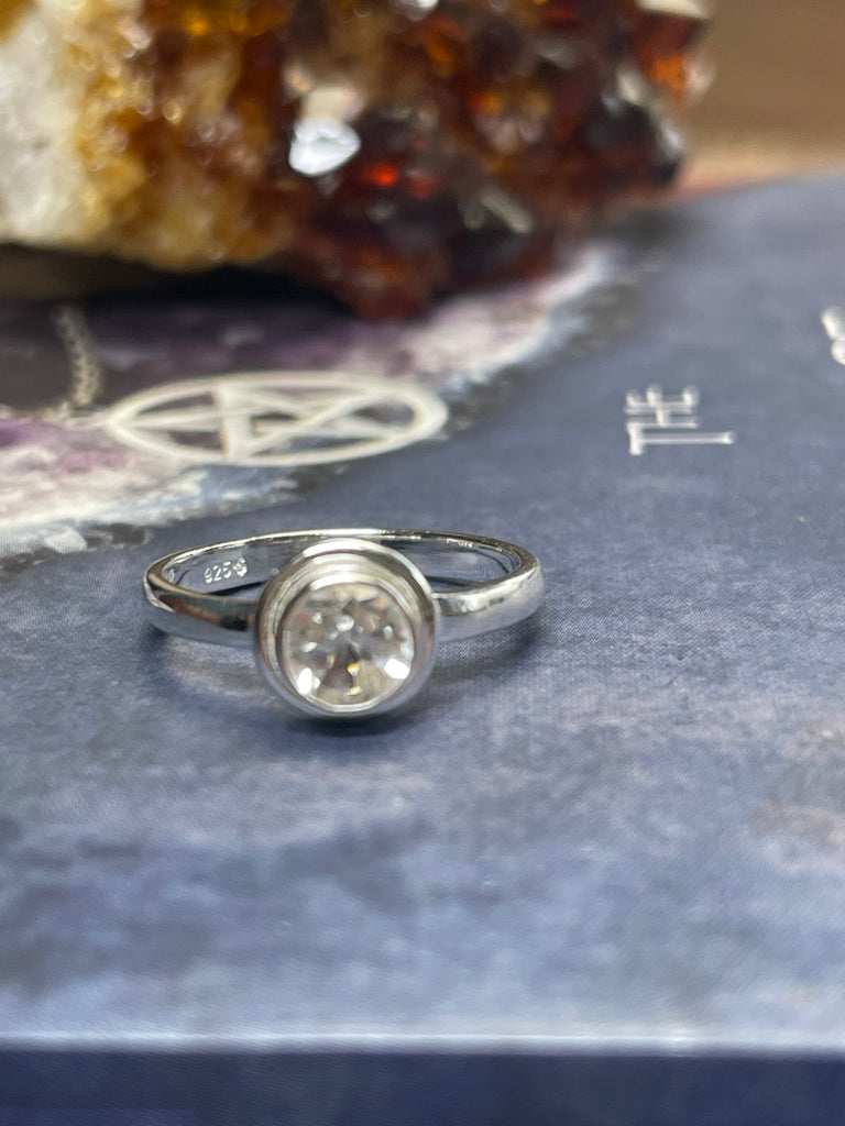 Quartz Clear Silver Ring Size 8 Master Healer INSPIRED BY 3