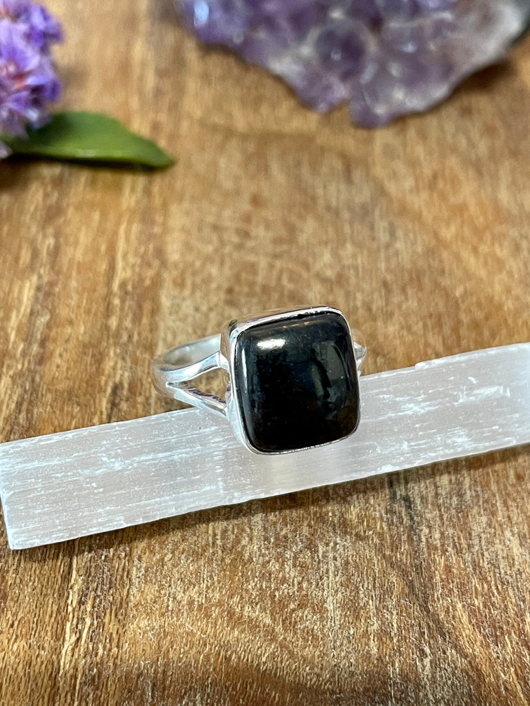 Shungite Silver Ring Size 7 - Protection from EMF's.