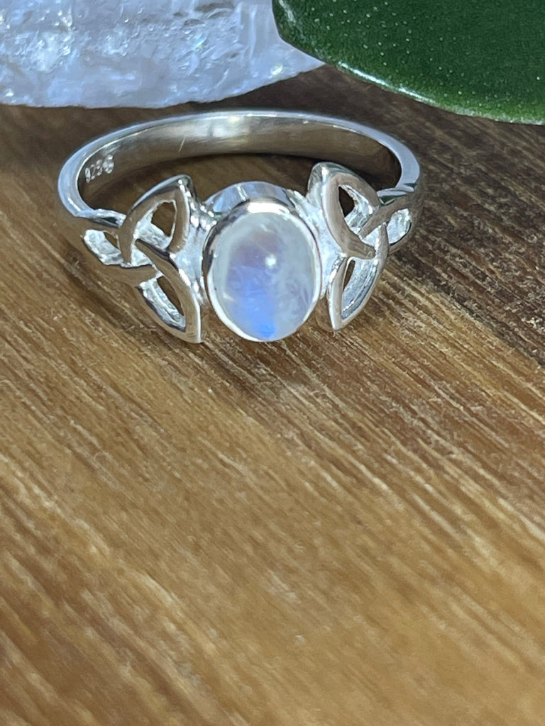 Rainbow Moonstone Triquetra Silver Ring - Size 7.5