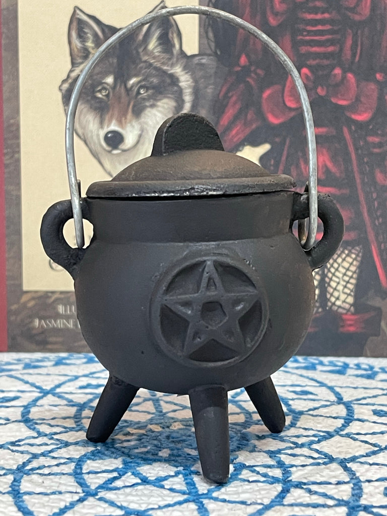 Cauldron, Cast Iron - Pentacle