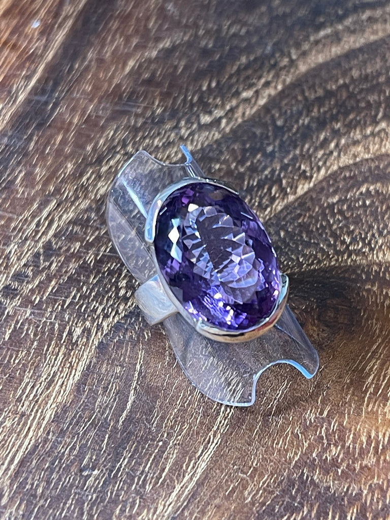 Amethyst Chunky Ring - Size 7 - Protection