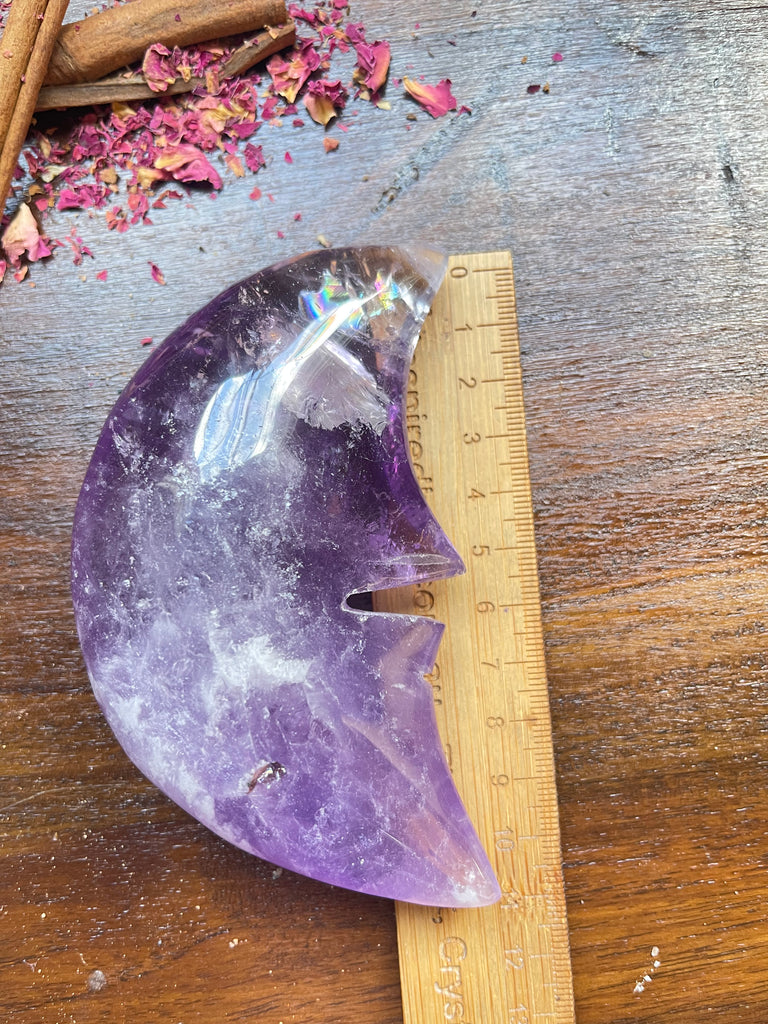 Amethyst Puffy Moon 277g - Protection & Intuition