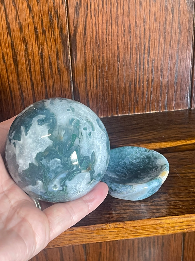Moss Agate Sphere & Stand 458g 7cm - Grounding. Connection to Nature