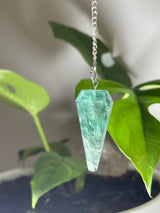 Green Fluorite Pendulum with Chakra Chain – Energy Clearing & Mental Clarity